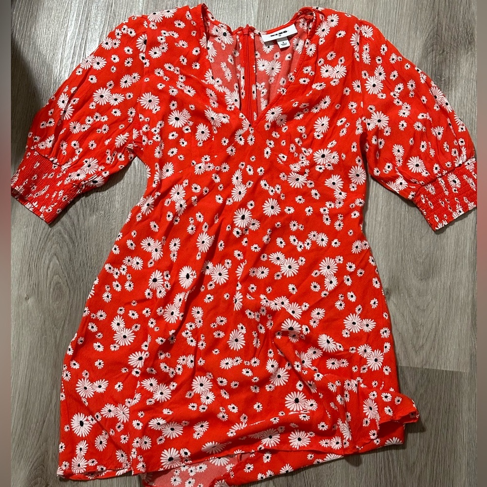 Red floral dress 🔥